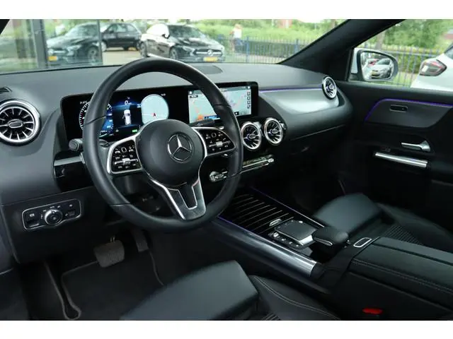 MERCEDES-BENZ EQA 250 BUSINESS SOLUTION LUXURY 67 kWh | SOH 97% | CAMERA | VIRT. COCKPIT | AMBIENT L...