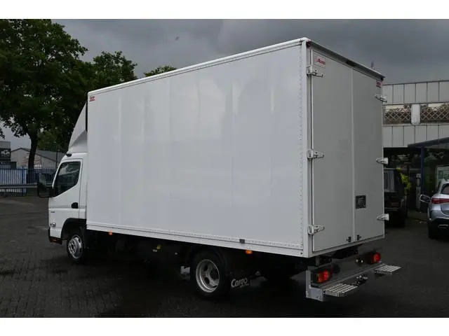 FUSO Canter