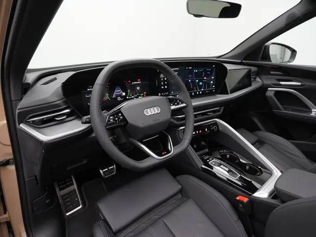 Audi Q5 2.0 TFSI e-hybrid Quattro S edition Competition / S-Line | Panoramadak | Trekhaak | Luchtver...