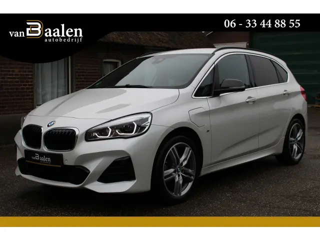 BMW 2-serie Active Tourer 225xe PHEV High Exe SOh 90.6% M-SPORT LEER LED NAVI 36000KM!!!