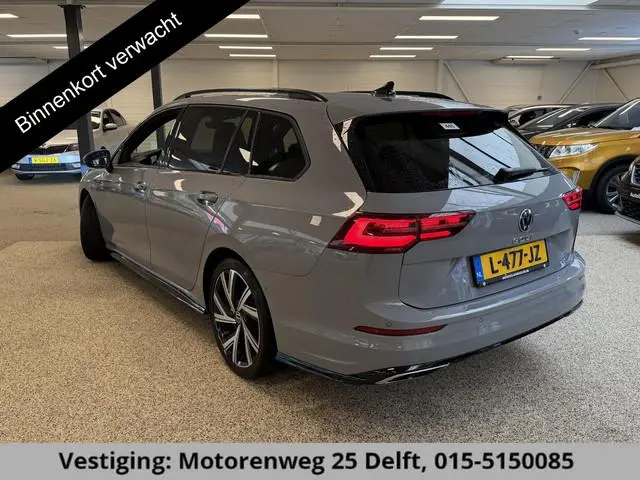 Volkswagen Golf Variant 1.5 eTSI R-Line . GARANTIE TOT 06-2031! . APPLE CARPLAY & ANDRIOD AUTO . STU...