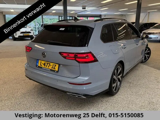 Volkswagen Golf Variant 1.5 eTSI R-Line . GARANTIE TOT 06-2031! . APPLE CARPLAY & ANDRIOD AUTO . STU...