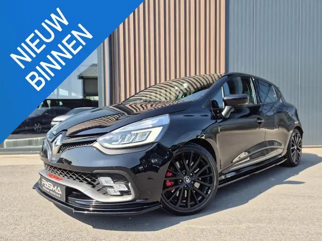 Renault Clio 1.6 Turbo R.S. Trophy | Akrapovic | Keyless | Stoelverw. | Clima | Camera