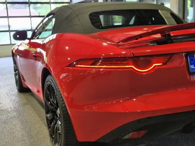 Jaguar F-Type