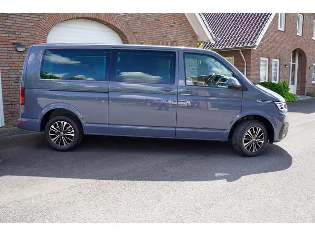 Volkswagen Transporter T6.1 Caravelle 2.0 TDI 150 PK DSG CARAVELLE L2H1 ACC | LED | Digital Cockpit...