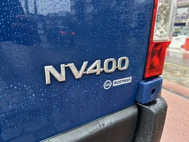 Nissan NV400
