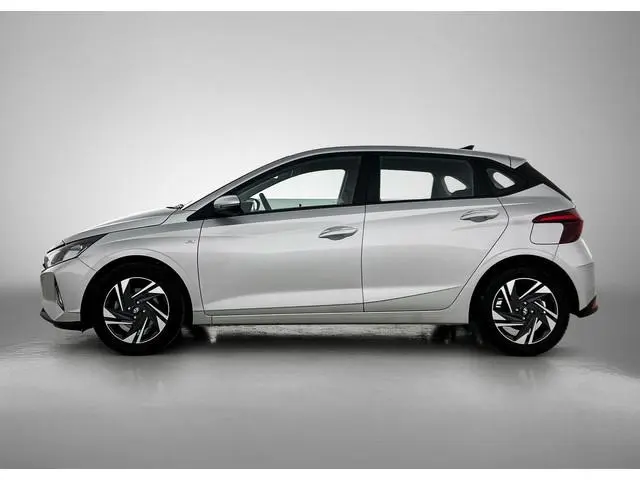 Hyundai i20 1.0 T-GDI 48V 120PK COMFORT CAMERA | NAVi-CARPLAY | CRUISE
