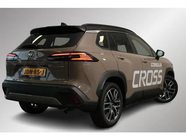 Toyota Corolla Cross Hybrid 180 Executive, Facelift, Blind Spot, Parkeersensoren, Leder, Treeplanken