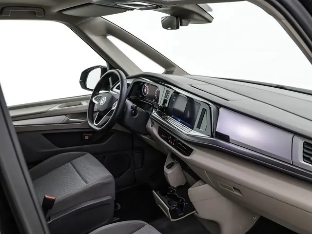 Volkswagen Multivan 1.5 245pk DSG eHybrid L2 Economy Business 4Motion · Camera · Alarm · Apple/Andro...