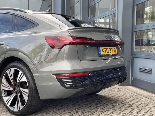 Audi Q8 e-tron
