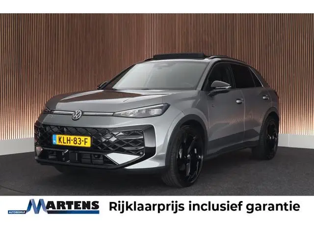 Volkswagen T-Roc 1.5 eTSI 150pk DSG R-Line Black Style Panoramadak Trekhaak Camera Stoelverwarming N...