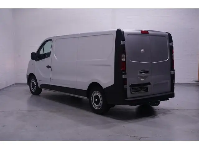 Renault Trafic 1.6 dCi 120 pk L2H1 Airco, Trekhaak Slechts 80 dkm, 3-Zits