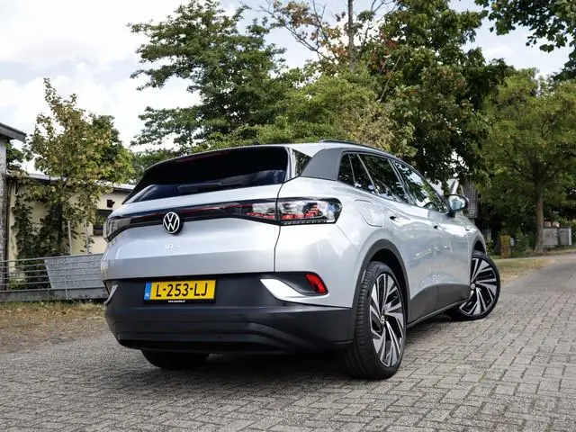 Volkswagen ID.4 Business 77 kWh 3-Fase 1e-Eig. & Dealer-Onderh. BOVAG-Garantie. NL-Auto.