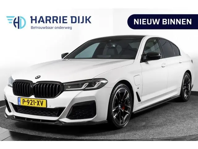 BMW 5-serie 545e xDrive 587 PK High Executive M Sport | Maxton-Pakket | Speciaal uitlaatsyst. | Harm...