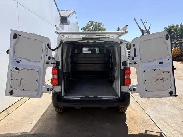 Toyota pro-ace