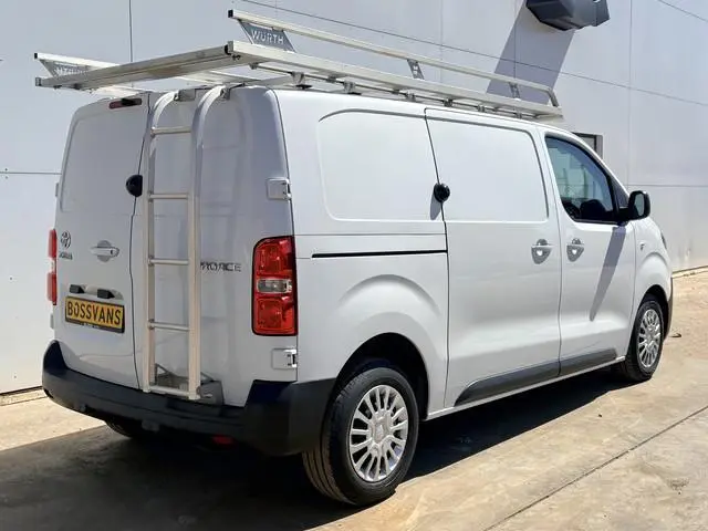 Toyota pro-ace