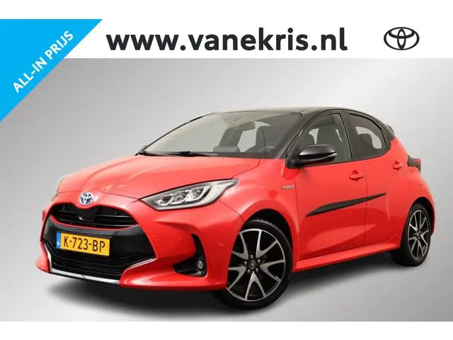 Toyota Yaris 1.5 Hybrid Launch Edition, Blind Spot, HUD, Parkeersensoren, Apple Carplay, Dealer onde...