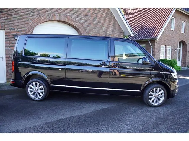 Volkswagen Transporter 2.0 TDI 150PK DSG L2H1 DUB/CAB LED ACC LEDER Volkswagen Transporter 2.0 TDI L...