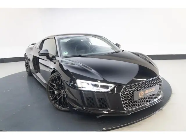Audi R8 5.2 FSI quattro Plus | Keramische remmen | Mat Carbon | Schaalstoelen | Capristo | B&O |