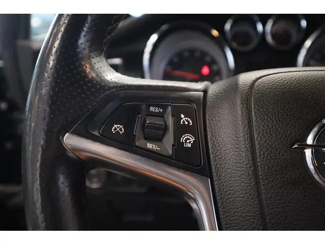 Opel Cascada