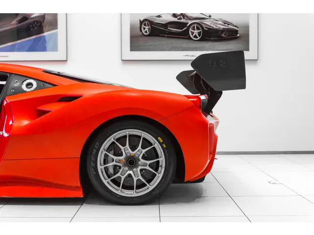 Ferrari 488
