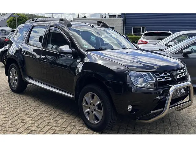 Dacia Duster 1.2 TCe 4x2 Prestige 125PK | Bullbar | Trekhaak | Parkeersensoren | Lederen Bekleding |...