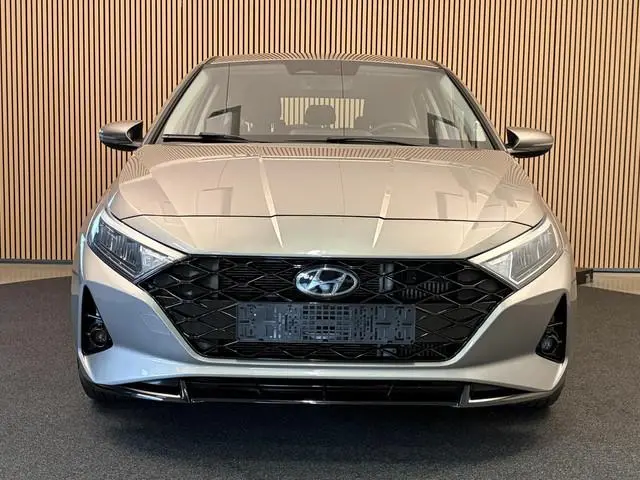 Hyundai i20 1.0 T-GDI 100PK Premium | Carplay | Camera | afn. Trekhaak | Incl. garantie.