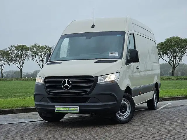 MERCEDES-BENZ SPRINTER 311 L2H2 Mbux Achterwielaandrijving Airco Euro6 1e Eigenaar!