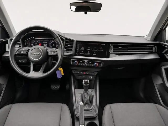 Audi A1 Sportback 25 TFSI Automaat Advanced edition Navigatie Virtual Cockpit PDC v+a Cruise 2-Zone...