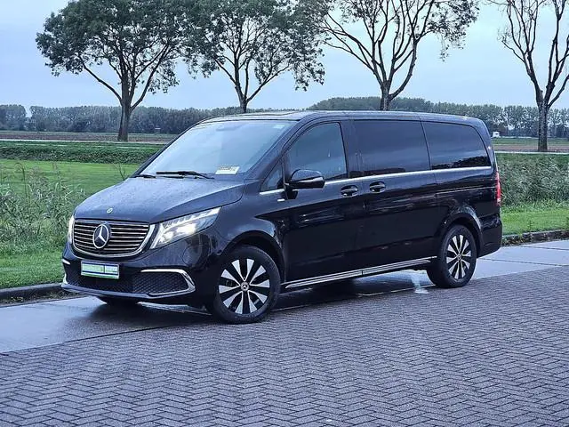 MERCEDES-BENZ EQV 300 L2 365KM WLTP LED 360Camera Leer 110Kw-Snelladen 90kWh!