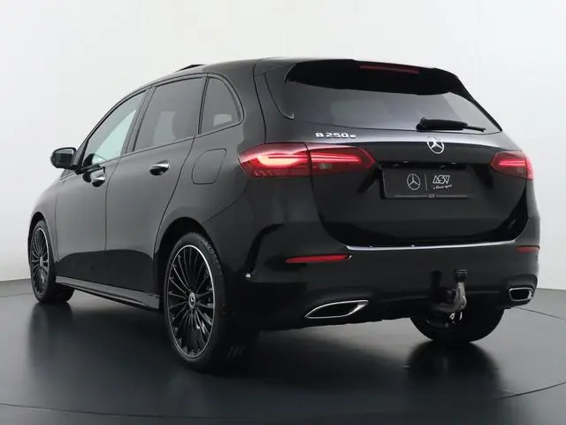 Mercedes-Benz B-Klasse 250 e Business Solution AMG | Trekhaak Wegklapbaar | Distronic Cruise Control...