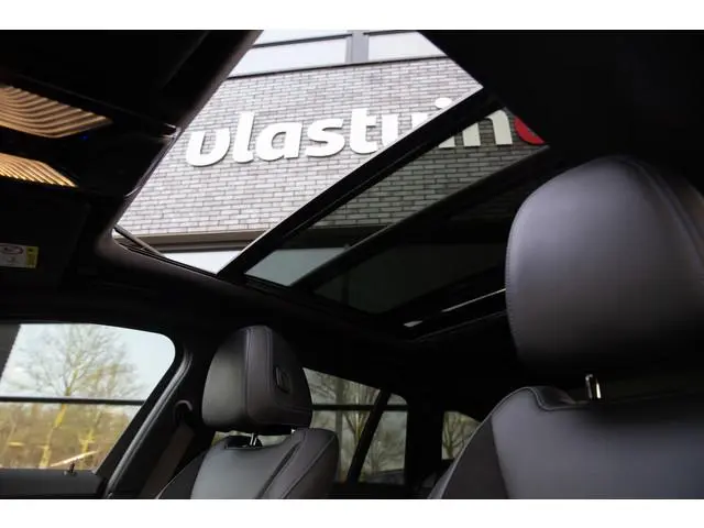 BMW 3-serie Touring 330i High Executive M-Sport , Panoramadak, Adap. cruise,
