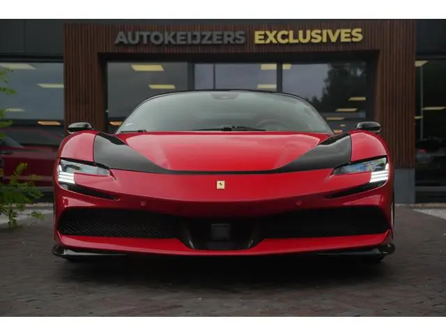 Ferrari SF90 Stradale 4.0 V8 Assetto Fiorano Fiorano Pack Carbon Fibre Daytona Racing Seats