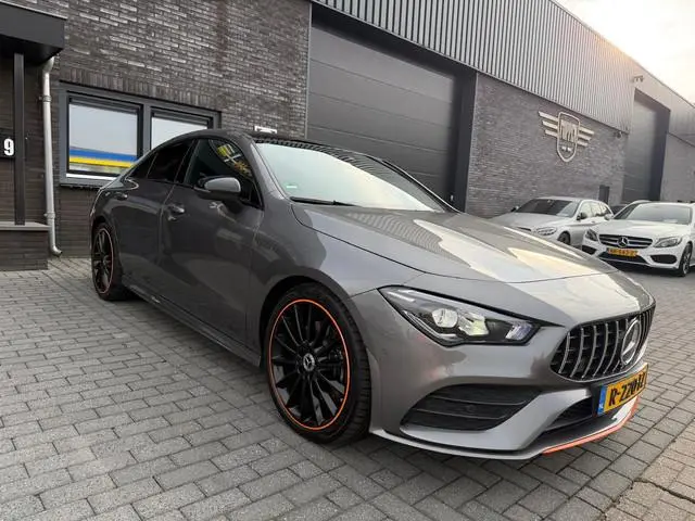 Mercedes-Benz CLA-klasse 220 4MATIC | 1E EIGENAAR | 3/6/12 MND GARANTIE | PANO | LED | CRUISE | BURM...