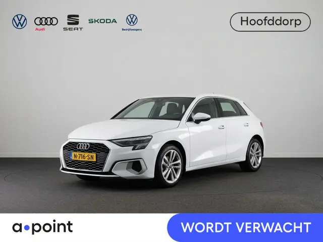 Audi A3 Sportback 30 TFSI Advanced edition 110 pk S-tronic | Navigatie | Parkeersensoren achter | LE...