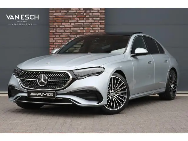 Mercedes-Benz E-klasse 220 d AMG Line | Hyperscreen | Distronic | Memory | Burmester | HUD | 3D-Disp...