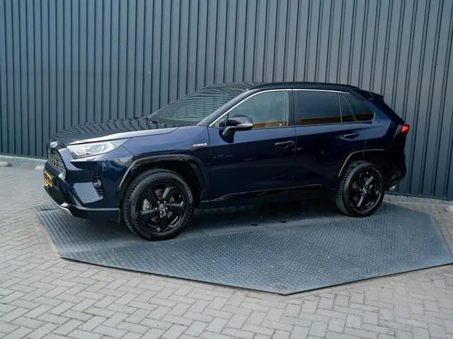Toyota RAV4 2.5 Hybrid AWD Bi-Tone | Trekhaak afnb. | Elk. A-klep | Stuur & Stoel verw. | Prijs Rijk...