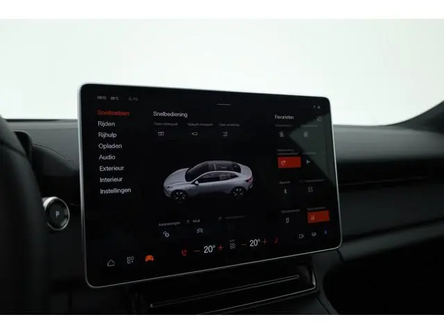 Polestar 4