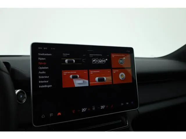 Polestar 4