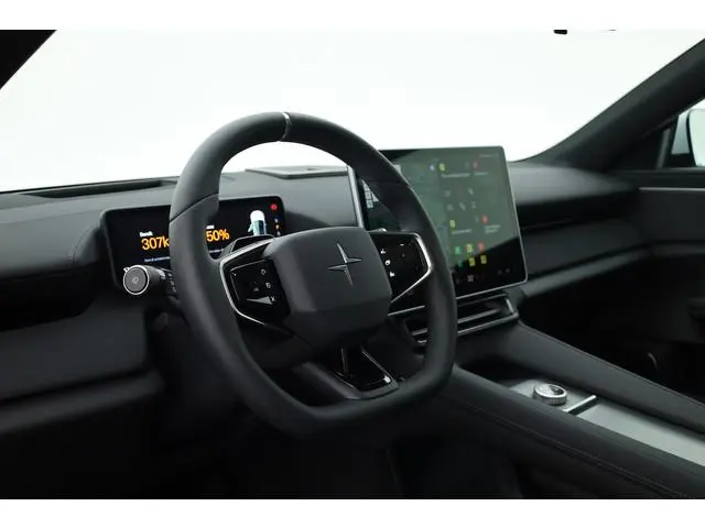 Polestar 4