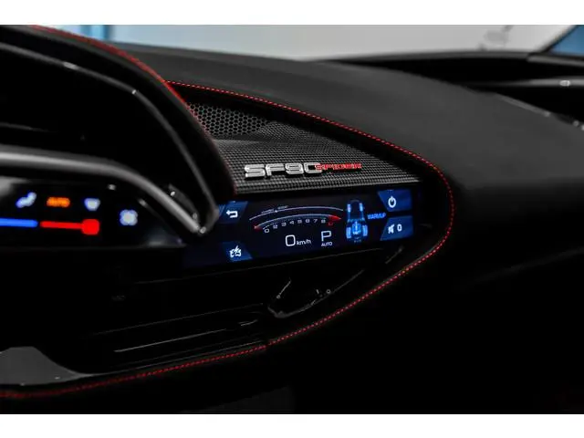 Ferrari SF90 Spider