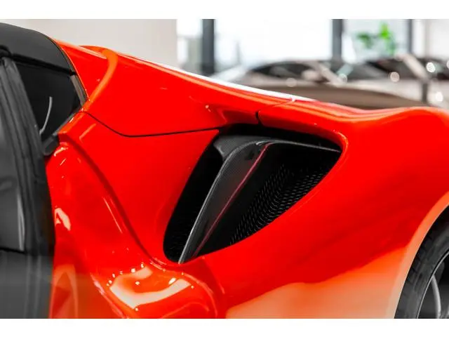 Ferrari SF90 Spider