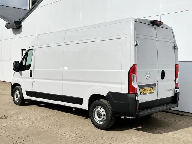 Opel Movano 2.2 HDI 140PK Airco Cruise Control Lane Assist Camera Parkeersensoren Achter Bluetooth