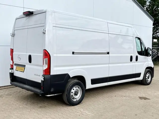 Opel Movano 2.2 HDI 140PK Airco Cruise Control Lane Assist Camera Parkeersensoren Achter Bluetooth