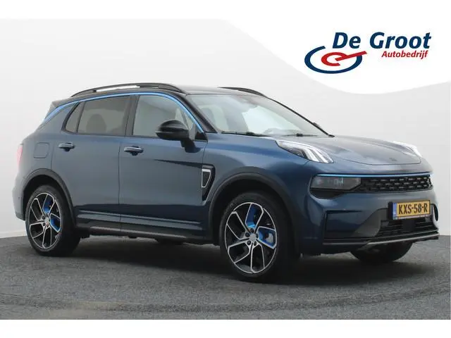 Lynk & Co 01