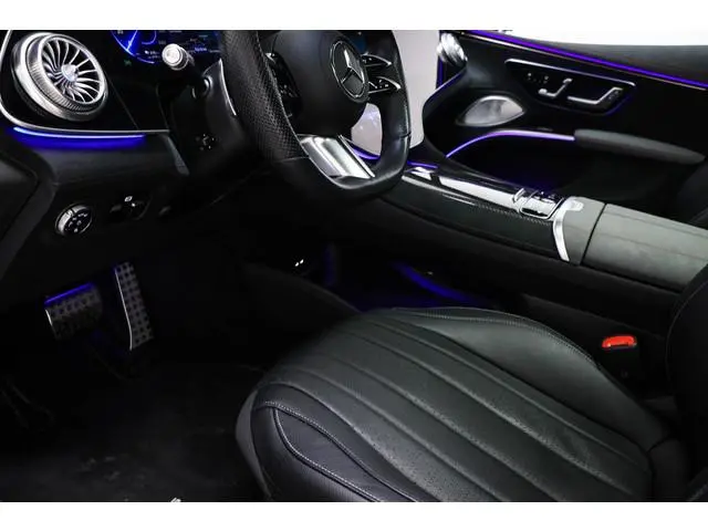Mercedes-Benz EQS
