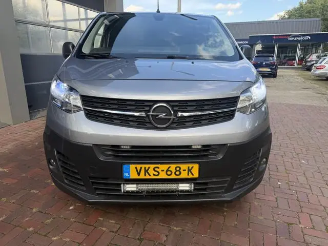 Opel Vivaro 2.0 CDTI L3H1 Edition Bj 2021 Km 169.000 3pers Trekhaak,Airco,Navi,Cruise