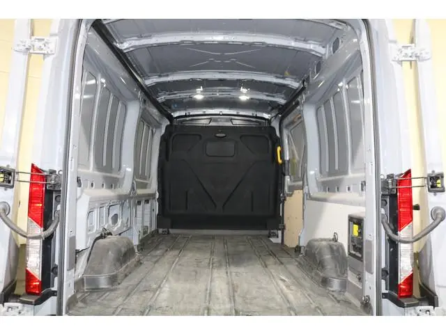 Ford E-Transit 350 L3 H2 Trend 68 kWh Navigatie Adapt. Cruise 360 Camera