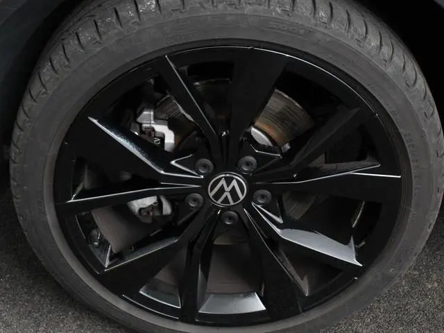 Volkswagen T-Roc 1.5 TSI DSG R-Line + Design pakket Black Automaat Climate control Stoelverwarming S...