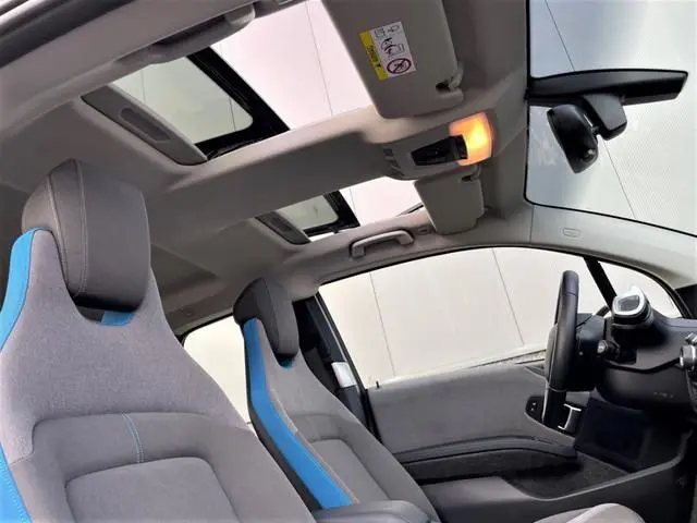 BMW i3 *Edition Windmill* 120Ah/42 kWh/Sunroof/Navi-Pro/Camera/3-Fase/20"